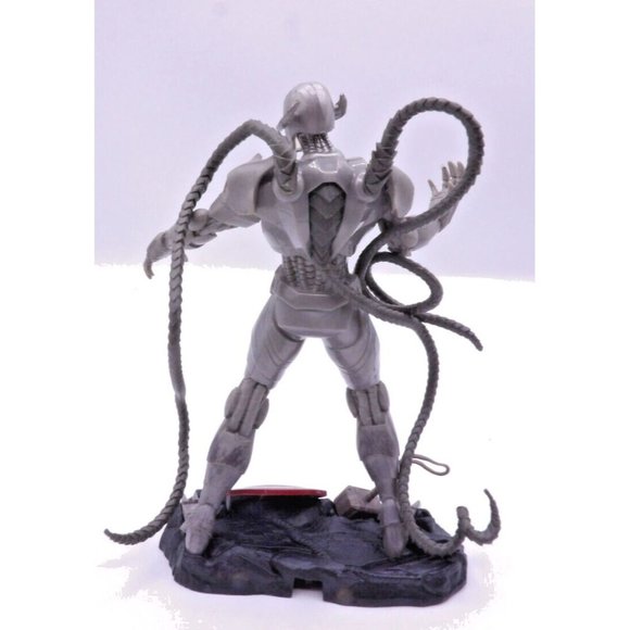 Playmation Marvel Avenger Repulsor Smart Figure: Prowler Repulsor - Picture 2 of 3